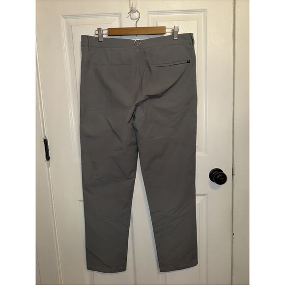 Banana Republic Mens Travel Gray Chinos Tech Flat Size 34 31 Inches - Picture 3 of 6